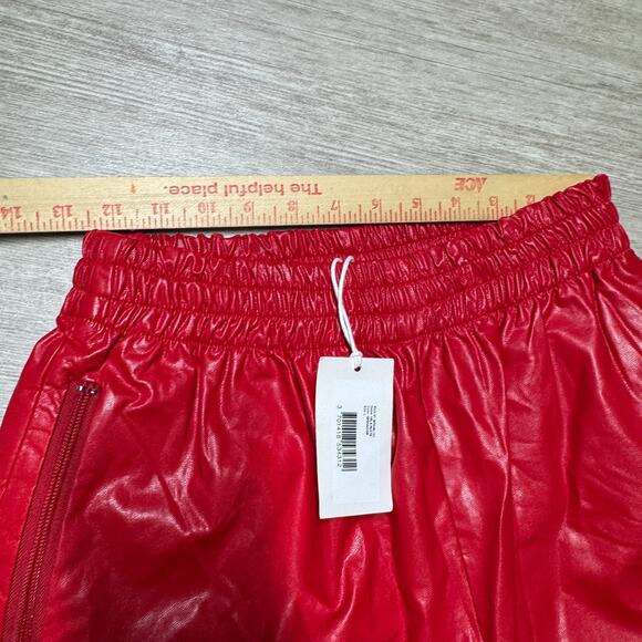Paper Moon Seoul Women's Wide Leg Pants Vegan Leather NWT L Hot Red 26x28 - Picture 4 of 11